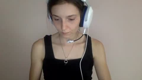 Luci Layne online show from August 3, 4:14 pm