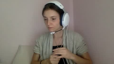 Luci Layne online show from August 3, 6:26 pm