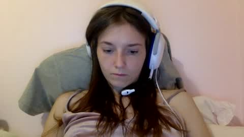 Luci Layne online show from August 5, 4:32 am