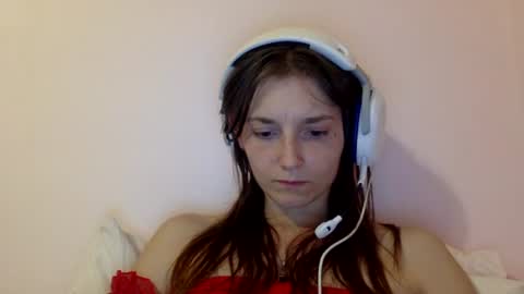 Luci Layne online show from August 6, 11:53 am