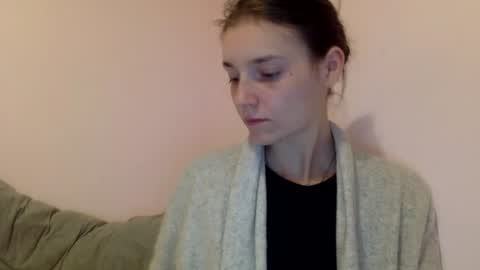 Luci Layne online show from August 7, 11:21 am