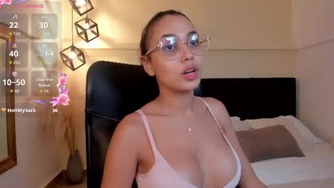 Lucia Brown  online show from July 24, 1:52 am