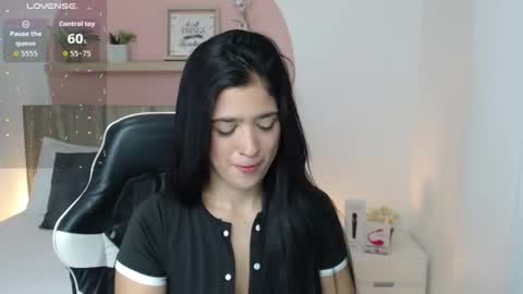 L U C I A online show from August 5, 12:36 pm