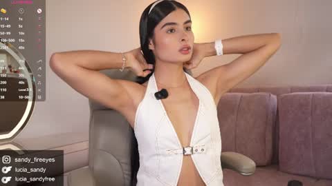 Lu  online show from August 12, 10:45 pm