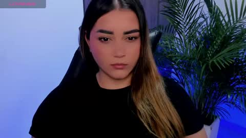 Luciii online show from August 13, 7:17 pm