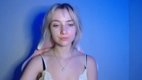 Lucy online show from July 27, 9:53 pm