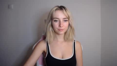 Lucy online show from July 29, 6:26 pm