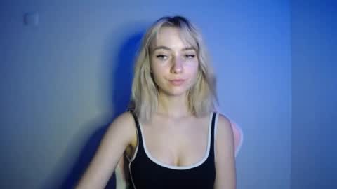 Lucy online show from July 29, 8:38 pm