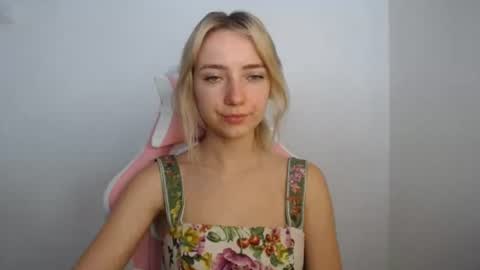 Lucy online show from August 9, 8:04 am
