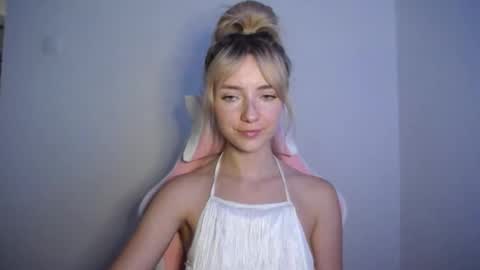 Lucy online show from August 12, 1:35 pm