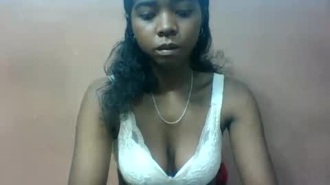 luciah148539 online show from August 11, 1:29 am