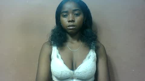 luciah148539 online show from August 11, 7:43 am