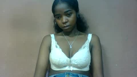 luciah148539 online show from August 13, 4:04 am