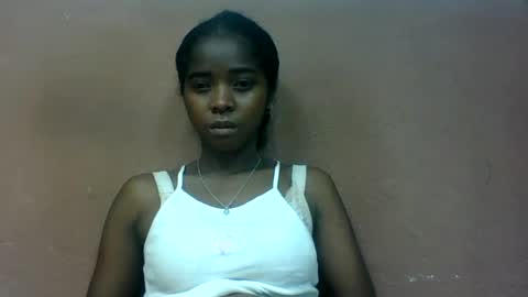 luciah148539 online show from August 13, 1:25 pm