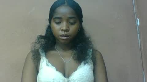 luciah148539 online show from August 14, 4:49 am