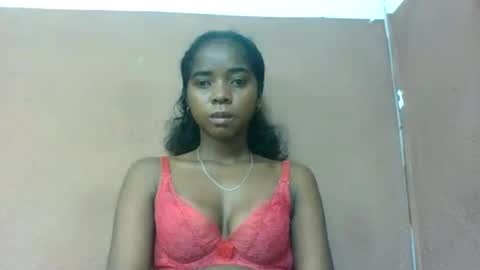 luciah148539 online show from August 15, 1:59 pm