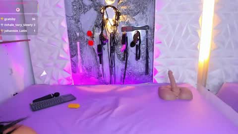 luciana online show from May 4, 3:46 pm