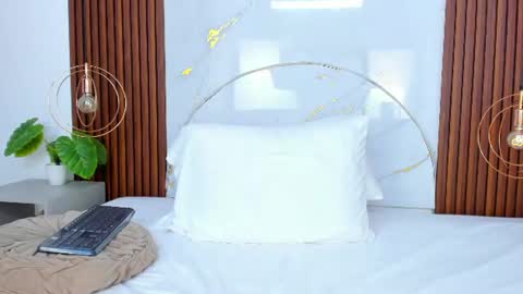 Luci  online show from August 10, 10:22 pm