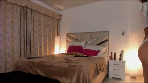 Luciana online show from August 13, 4:59 am