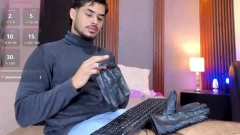 Luciano online show from August 5, 2:26 pm