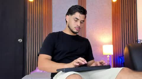 Luciano online show from August 13, 6:44 pm