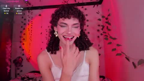 lucianromeo17 online show from August 8, 11:32 am