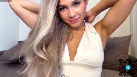 Luci online show from August 17, 5:34 am