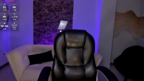 Lucie Martin online show from May 15, 1:27 am