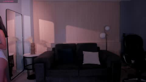Lucie Martin online show from May 17, 11:22 am
