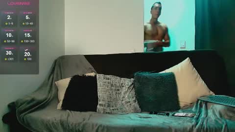 Lucio online show from August 10, 12:01 am
