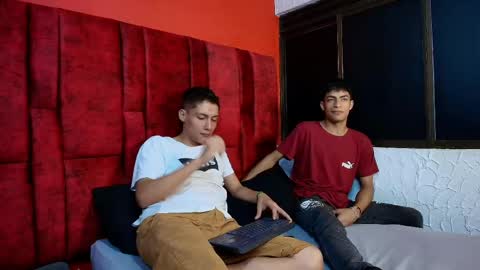 LUCK AND SAMUEL online show from April 13, 2:14 am