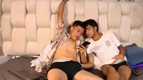 LUCK AND SAMUEL online show from April 19, 5:06 am