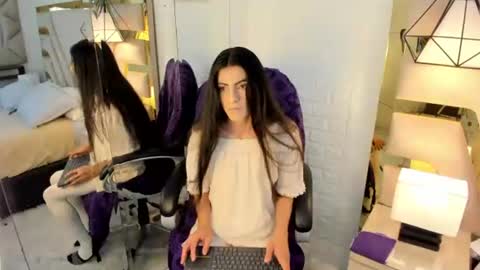 Buuny online show from August 16, 2:21 pm