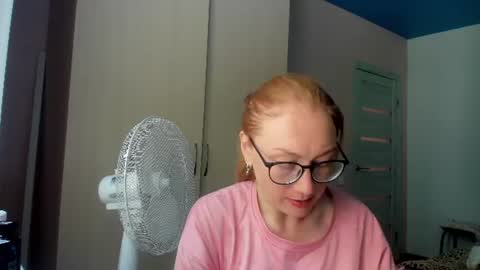 lucky_licky20 online show from July 13, 3:13 am
