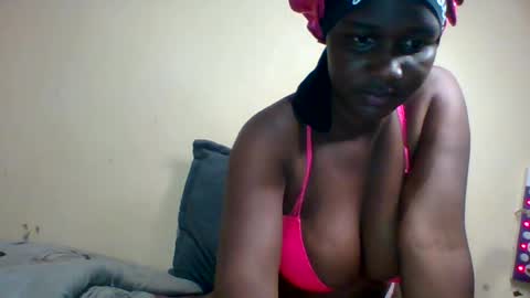 lucky_rose7 online show from August 2, 9:27 am