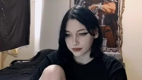 luckybastrad0677 online show from June 8, 8:20 am