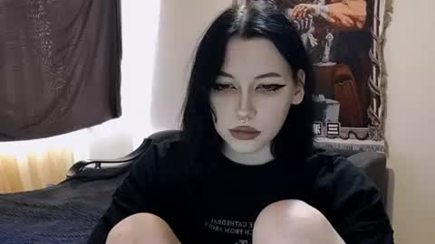 luckybastrad0677 online show from June 13, 8:33 am