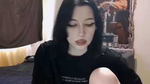 luckybastrad0677 online show from June 13, 9:39 am