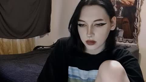 luckybastrad0677 online show from June 19, 4:51 pm