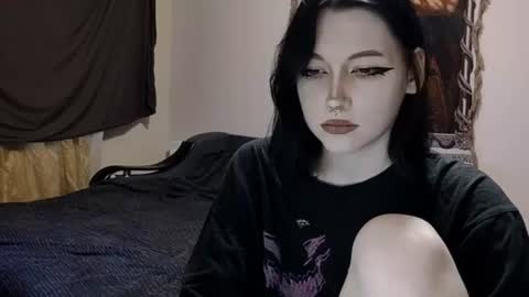 luckybastrad0677 online show from June 24, 5:26 pm