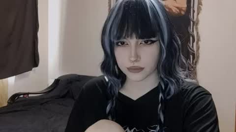 luckybastrad0677 online show from July 17, 4:23 am