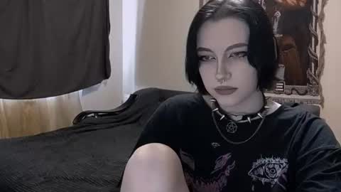 luckybastrad0677 online show from August 6, 3:33 pm