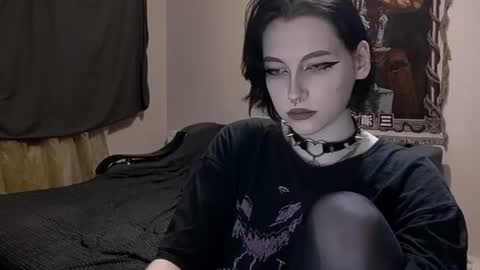 luckybastrad0677 online show from August 6, 7:02 pm
