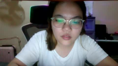 lucky charm003 online show from August 12, 4:31 pm