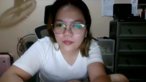 lucky charm003 online show from August 14, 1:15 pm