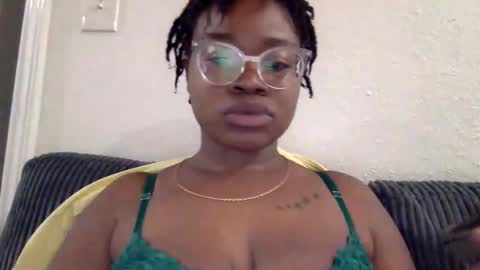 luckyclover4444 online show from May 28, 2:03 am