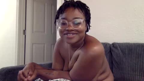 luckyclover4444 online show from May 28, 4:15 am