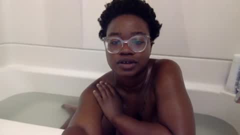 luckyclover4444 online show from August 11, 3:47 pm