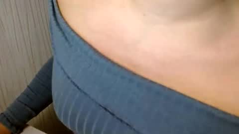 luckydoll8 online show from August 14, 1:15 pm