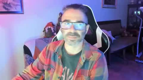 Lucky online show from June 3, 8:01 pm